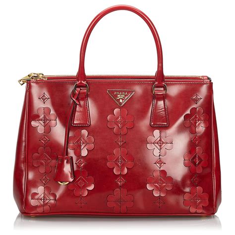 Prada galleria leather bag floral